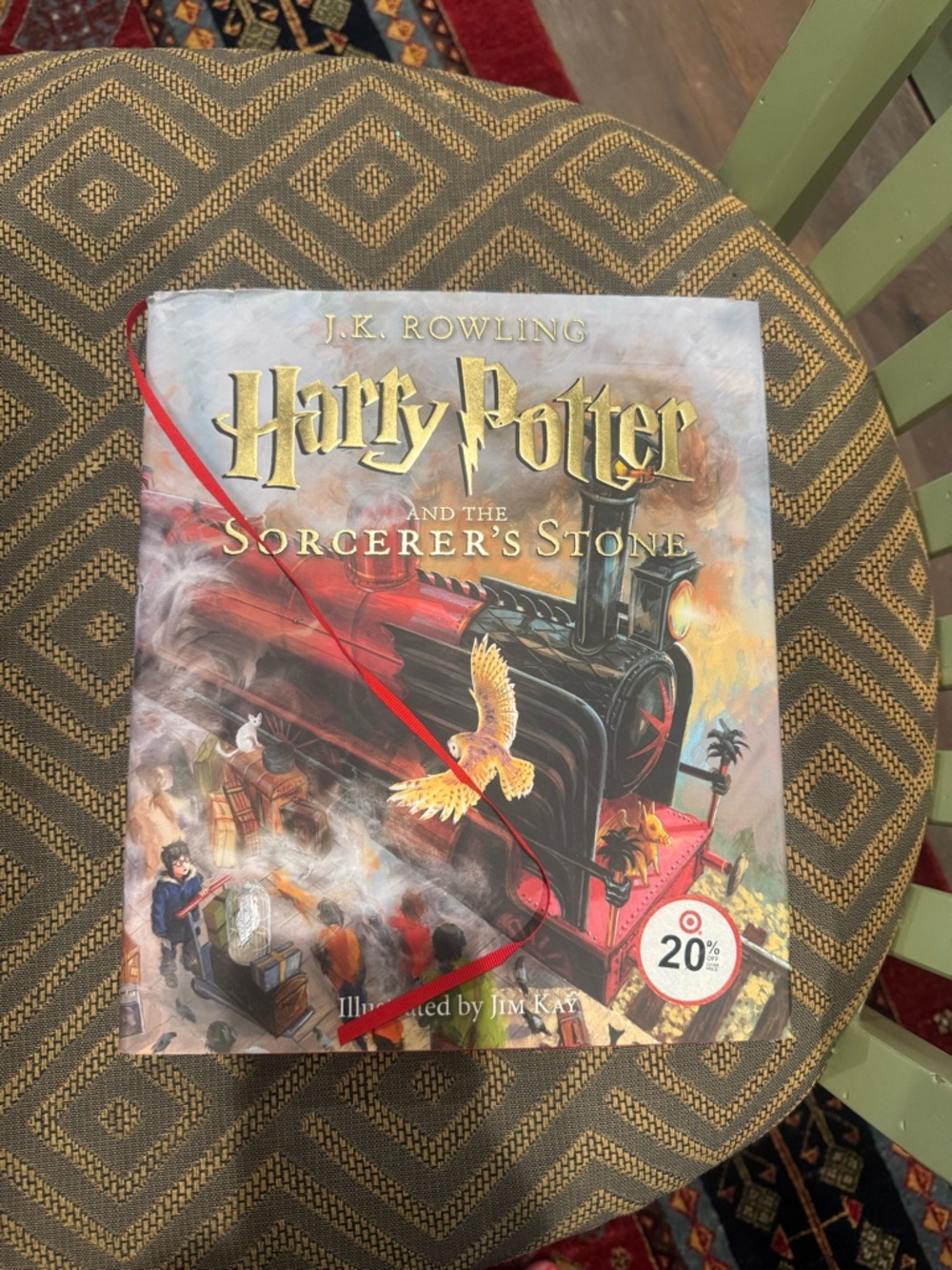 Harry Potter and the Sorcerer's Stone Illustrated Edition - Red Cover